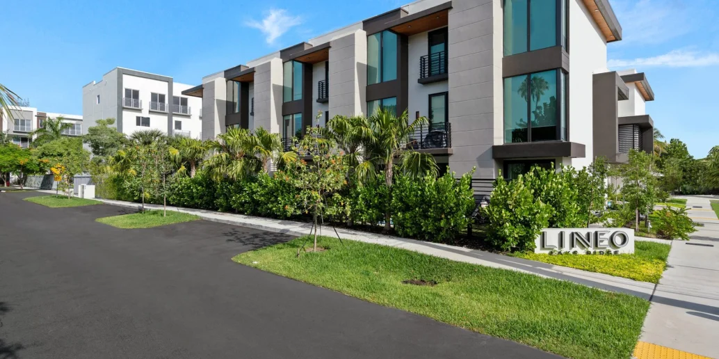 Defined-Com-Lineo-LakeRidge-01